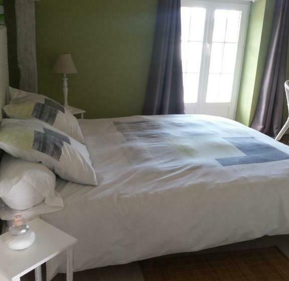 مبيت وإفطار Chambres Des Rosiers