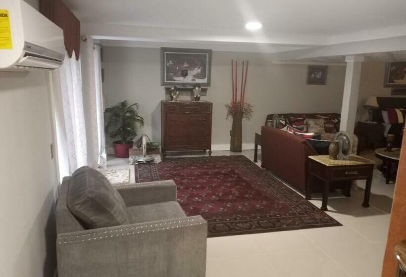 Bed and Breakfast Cozy Mobay