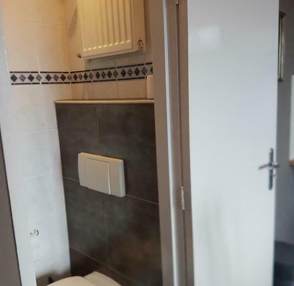 ペンション Evy S Place