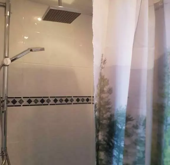 Majatalo Evy S Place