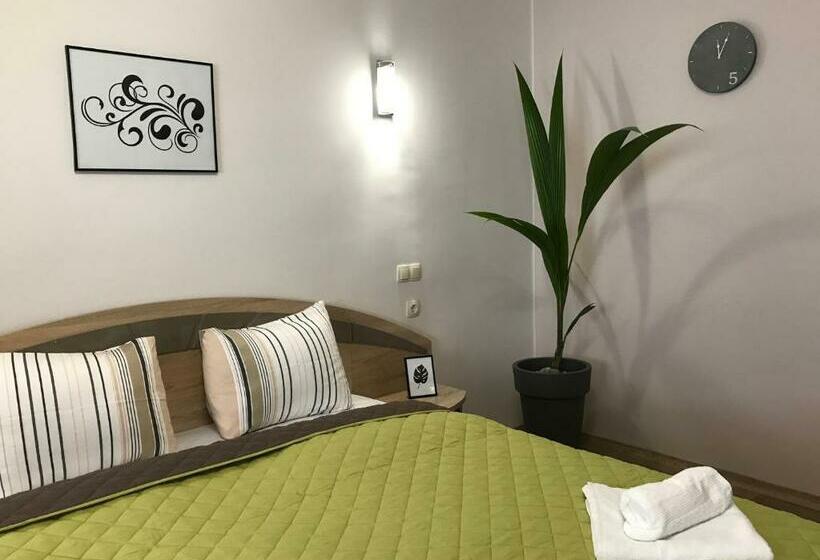 펜션 Origo Vendégház