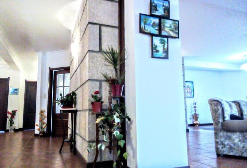 Bed and Breakfast Casa Vale Do Rio Ovil