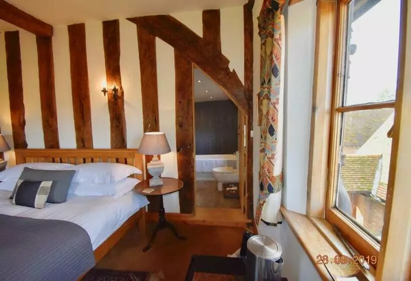 Aamiaismajoitus (B&B) White Hall Farm