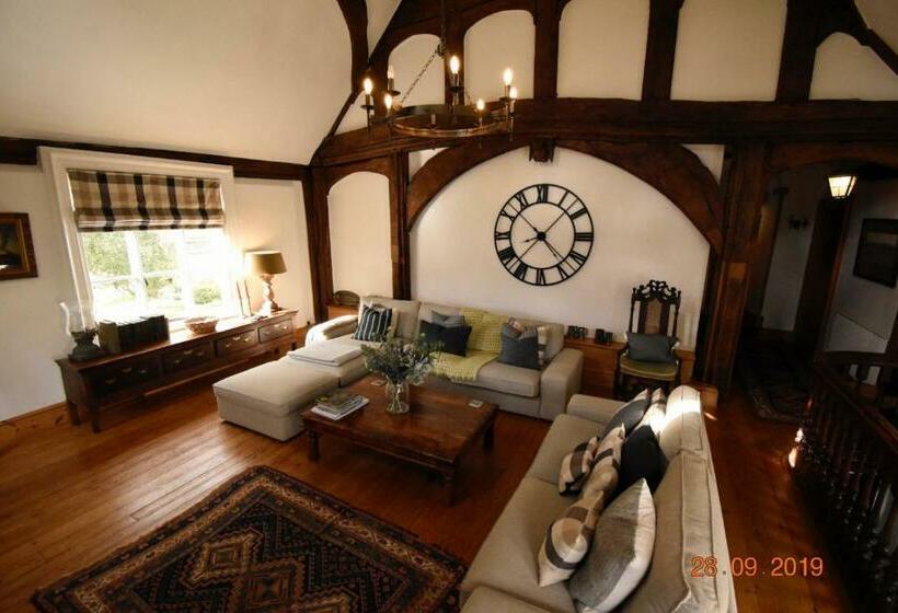 住宿加早餐  White Hall Farm