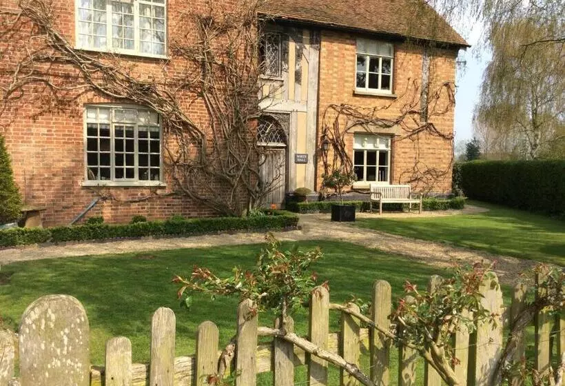 Aamiaismajoitus (B&B) White Hall Farm