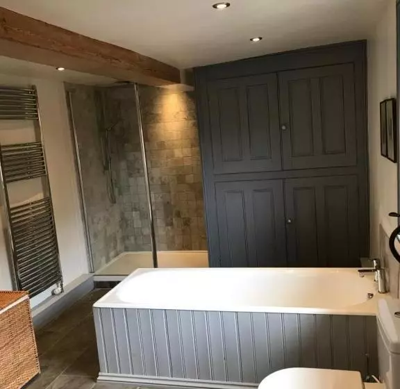 Aamiaismajoitus (B&B) White Hall Farm