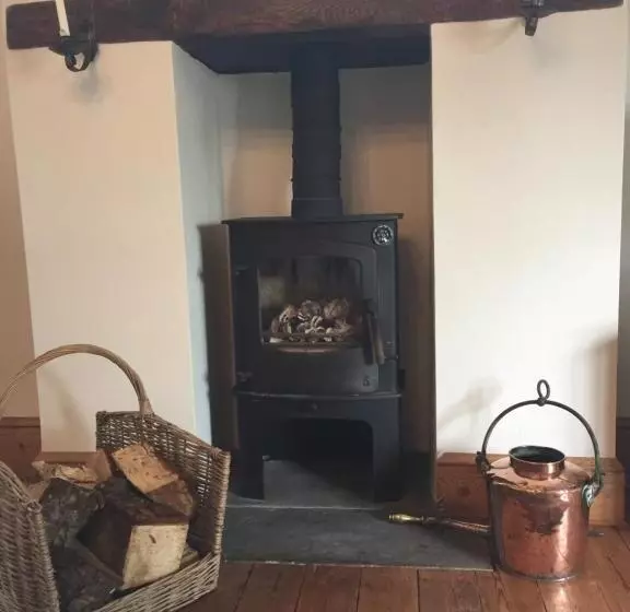 Aamiaismajoitus (B&B) White Hall Farm