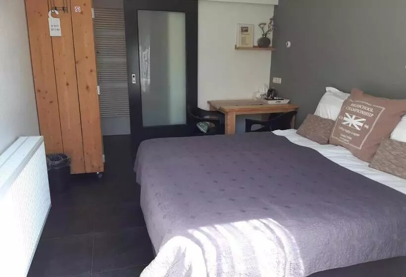 Bed & Breakfast De Schans