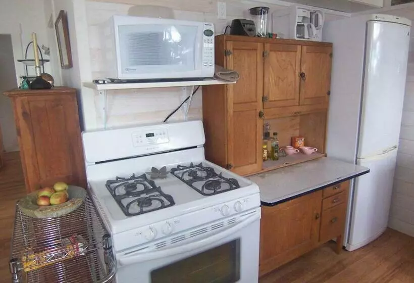 Majatalo Malaspina Strait Cottage