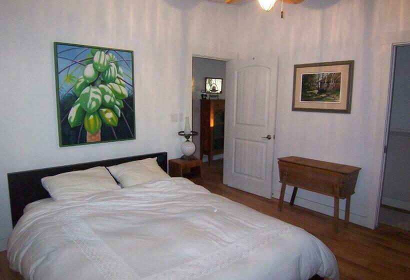 膳宿费 Malaspina Strait Cottage