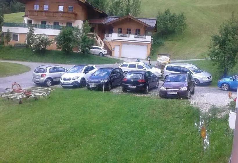 ユースホステル Maria S Sonnenquartier