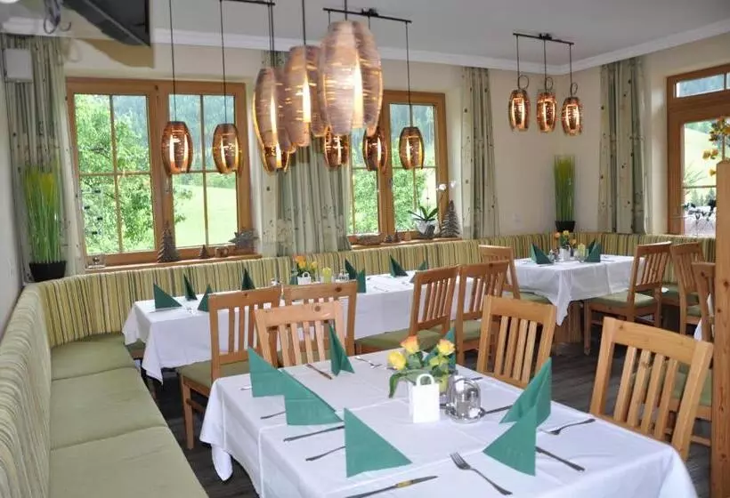 ユースホステル Maria S Sonnenquartier