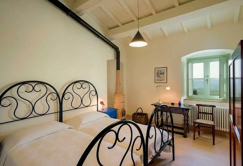 Aamiaismajoitus (B&B) Agriturismo Le Tassinaie