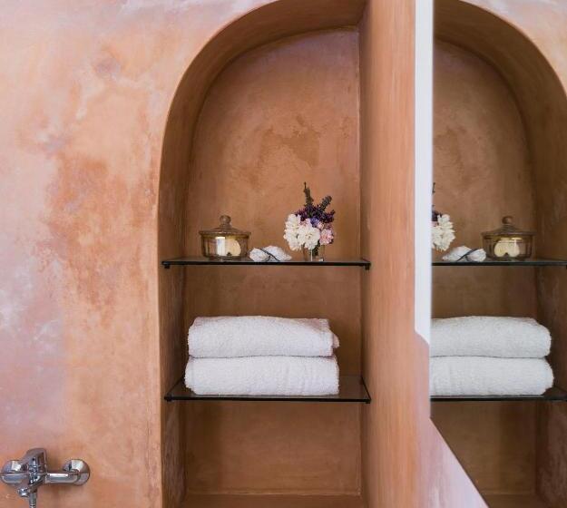 مبيت وإفطار Agriturismo Le Tassinaie