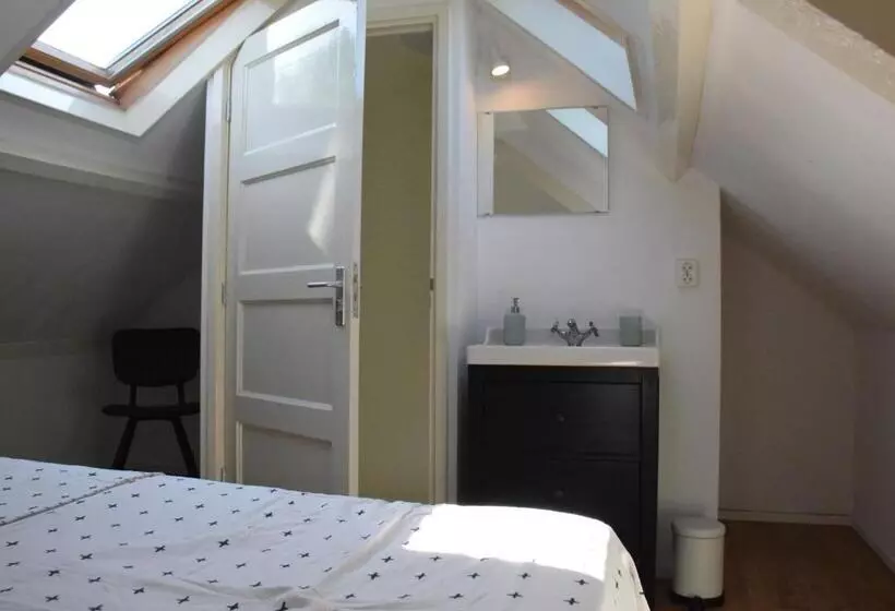 ベッドアンドブレックファースト Benbzuiderzee