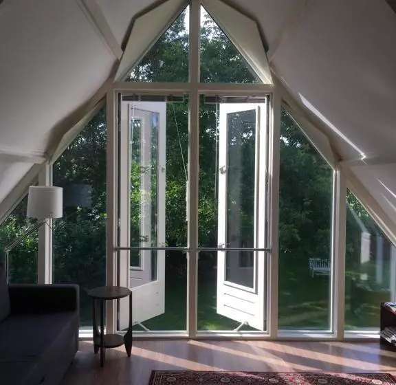 ベッドアンドブレックファースト Benbzuiderzee