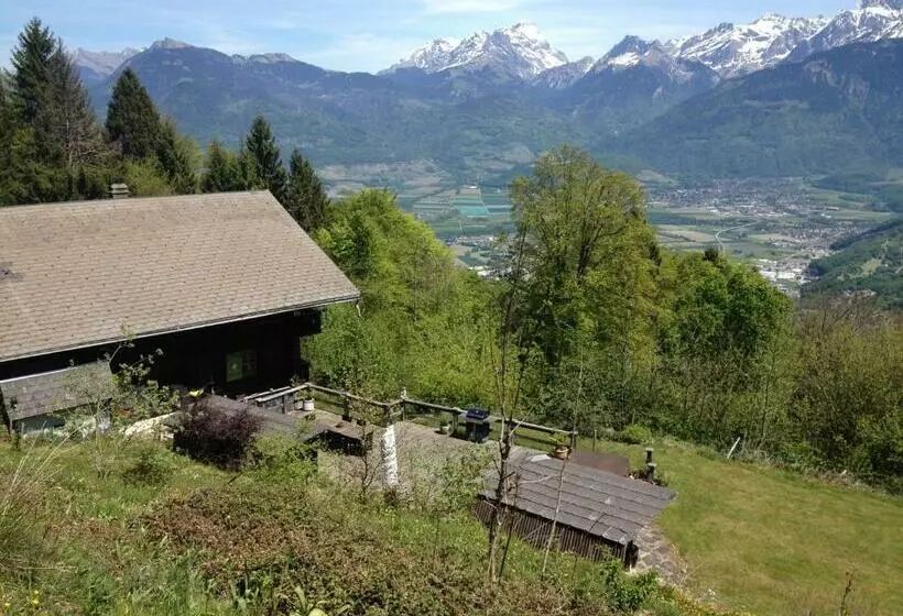 Aamiaismajoitus (B&B) Chalet Ingas