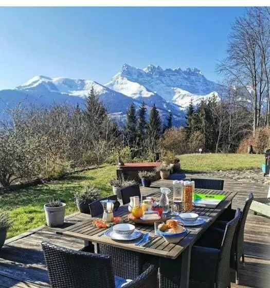 Aamiaismajoitus (B&B) Chalet Ingas