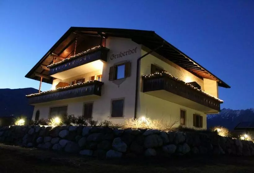 Aamiaismajoitus (B&B) Gruberhof