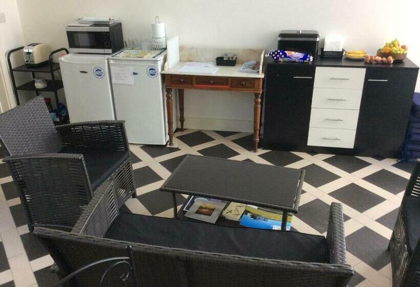 住宿加早餐 Hh Accommodation