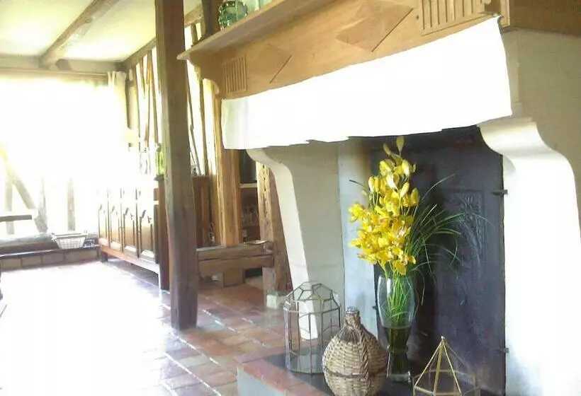 Aamiaismajoitus (B&B) La Maison Du Bûcheron