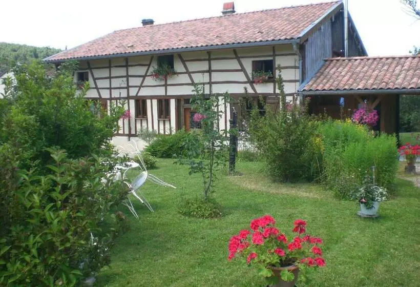 Aamiaismajoitus (B&B) La Maison Du Bûcheron