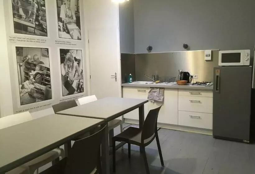 ベッドアンドブレックファースト Les Pascals