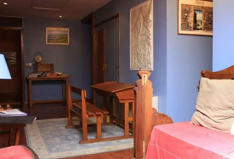 ベッドアンドブレックファースト Les Pascals