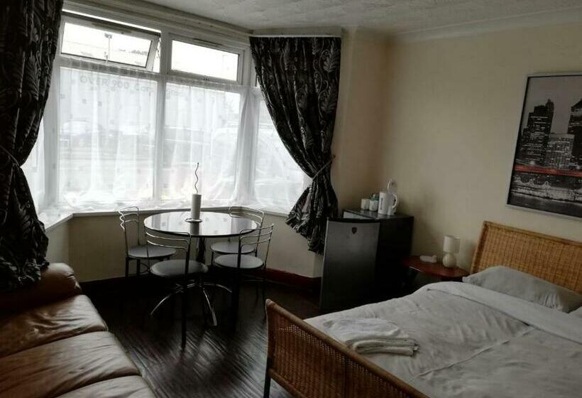 住宿加早餐  Cozy Guest House