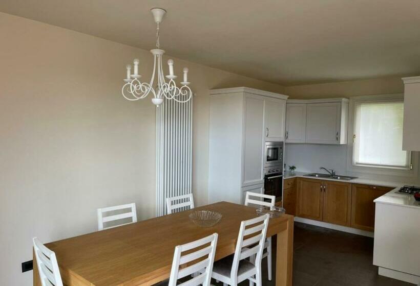 호텔 Agriturismo Lambra La Casa Del Sol