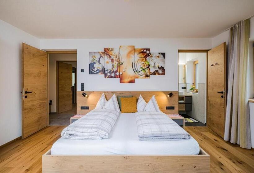 Отель Appartement Förra