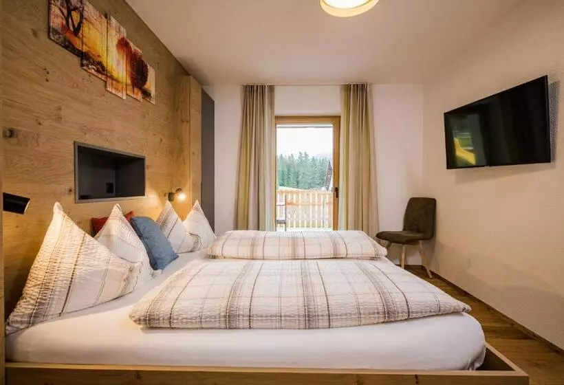 ホテル Appartement Förra