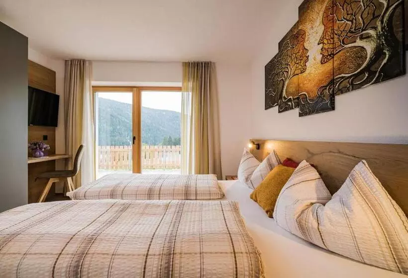 ホテル Appartement Förra