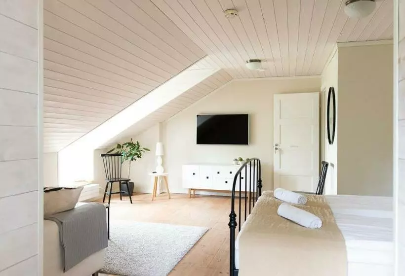 Hotelli Nestor & Restaurant Back Pocket