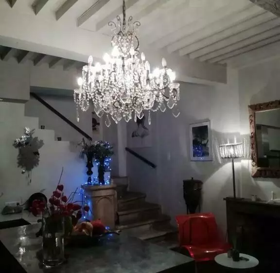 Majatalo La Vie De Chateau