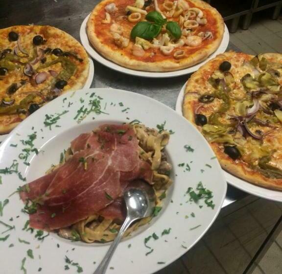 Пансион Weinstube Heigl Restaurante Pizzeria Puccini