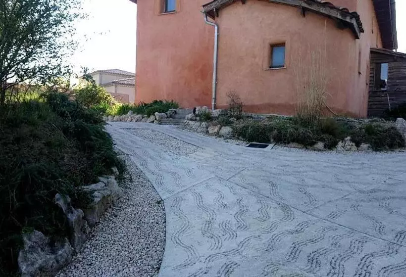 Aamiaismajoitus (B&B) Brindepaille