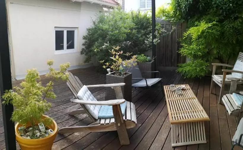 ベッドアンドブレックファースト Chambre En Ville Dans Un Esprit Campagne