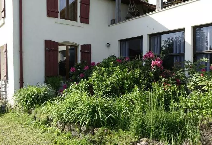 Aamiaismajoitus (B&B) Le Jolis Bois