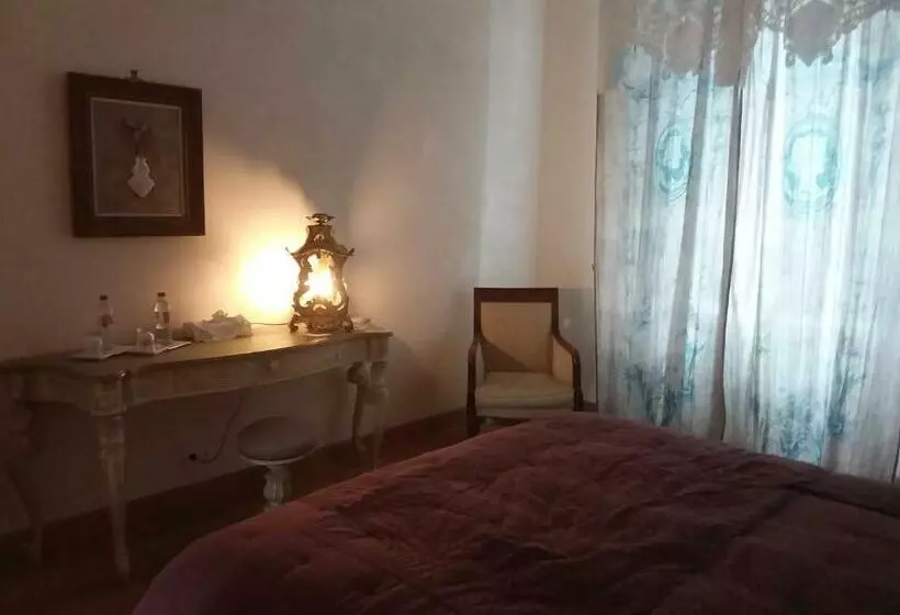 Aamiaismajoitus (B&B) Manoir De La Camusière
