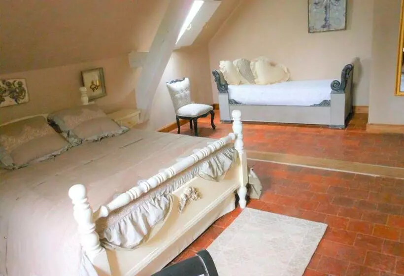 Aamiaismajoitus (B&B) Manoir De La Camusière
