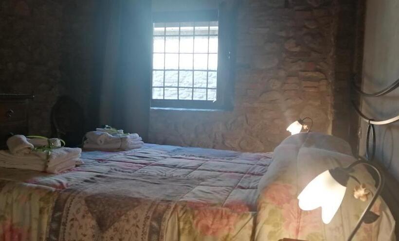 בית מלון כפרי Agriturismo La Mirandola