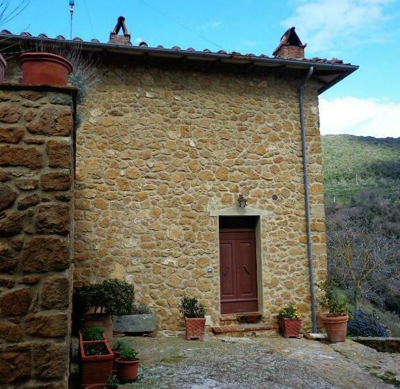 ホテル La Chiusa Dei Monaci