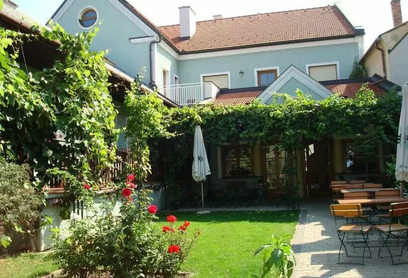 ペンション Beim Gangl