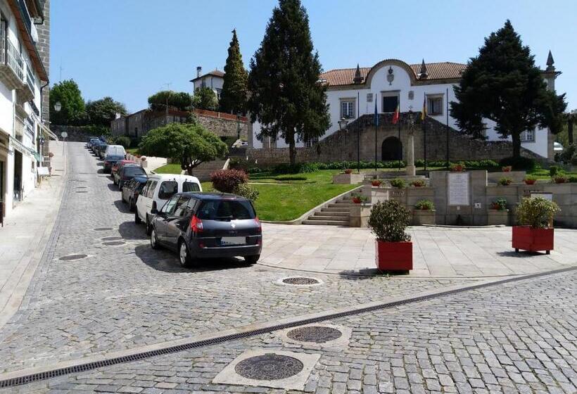 پانسیون Casa Das Neves