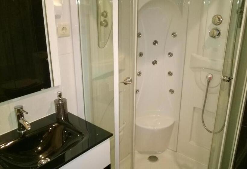 پانسیون Casa Das Neves