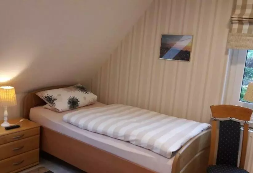ペンション Gästezimmer Grimmelmann