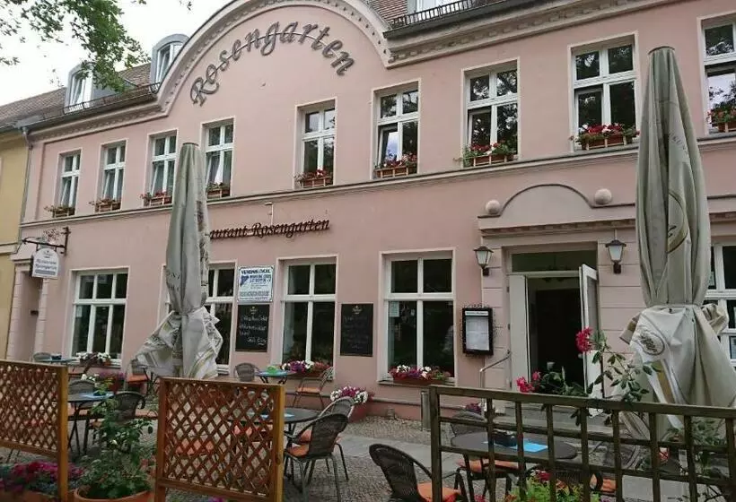 ペンション Restaurant Rosengarten