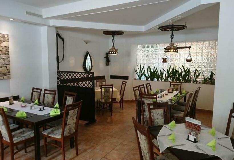 膳宿费 Restaurant Rosengarten