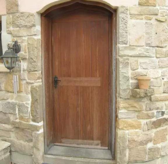 Majatalo Sunrise House